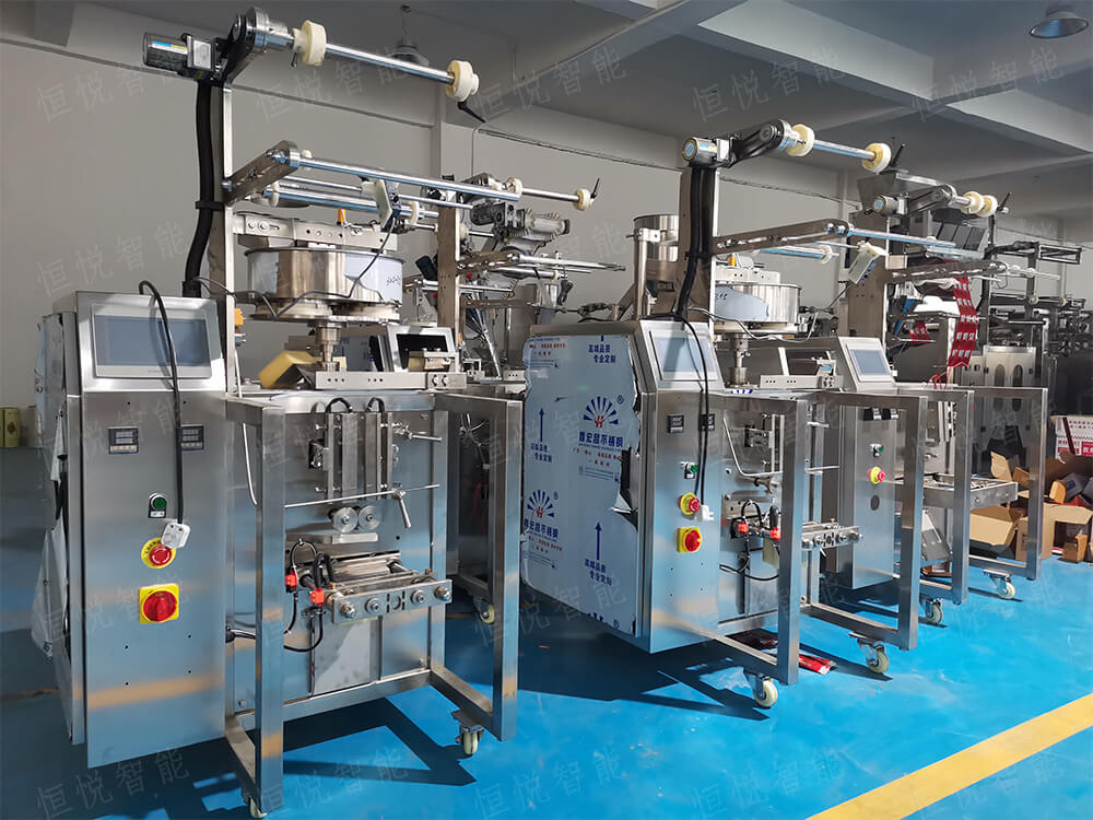 全自動立式午夜视频免费看采用量杯計量顆粒物料