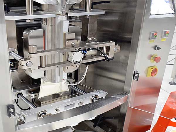 全自動粉劑午夜视频免费看機身清潔維護