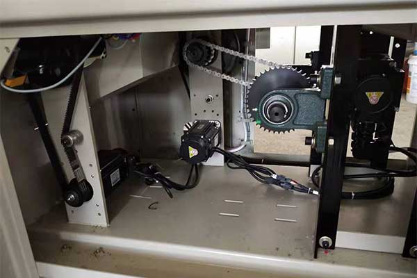 三伺服枕式午夜视频免费看故障維修