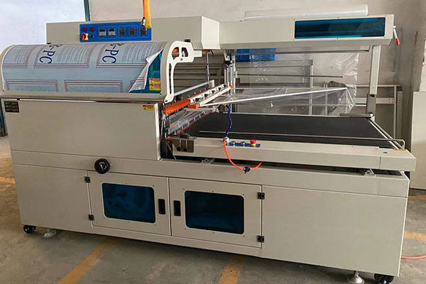 全自動熱收縮午夜视频免费看處理後的物品能密封、防潮、防汙染